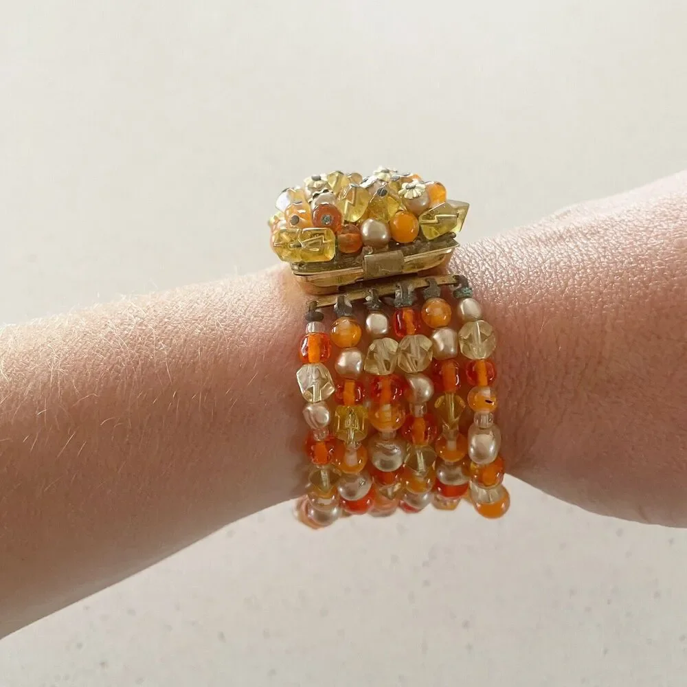 Braclet Orange Confetti Beaded 1950s 1960s Brass Color Clasp Cuff Layered‎